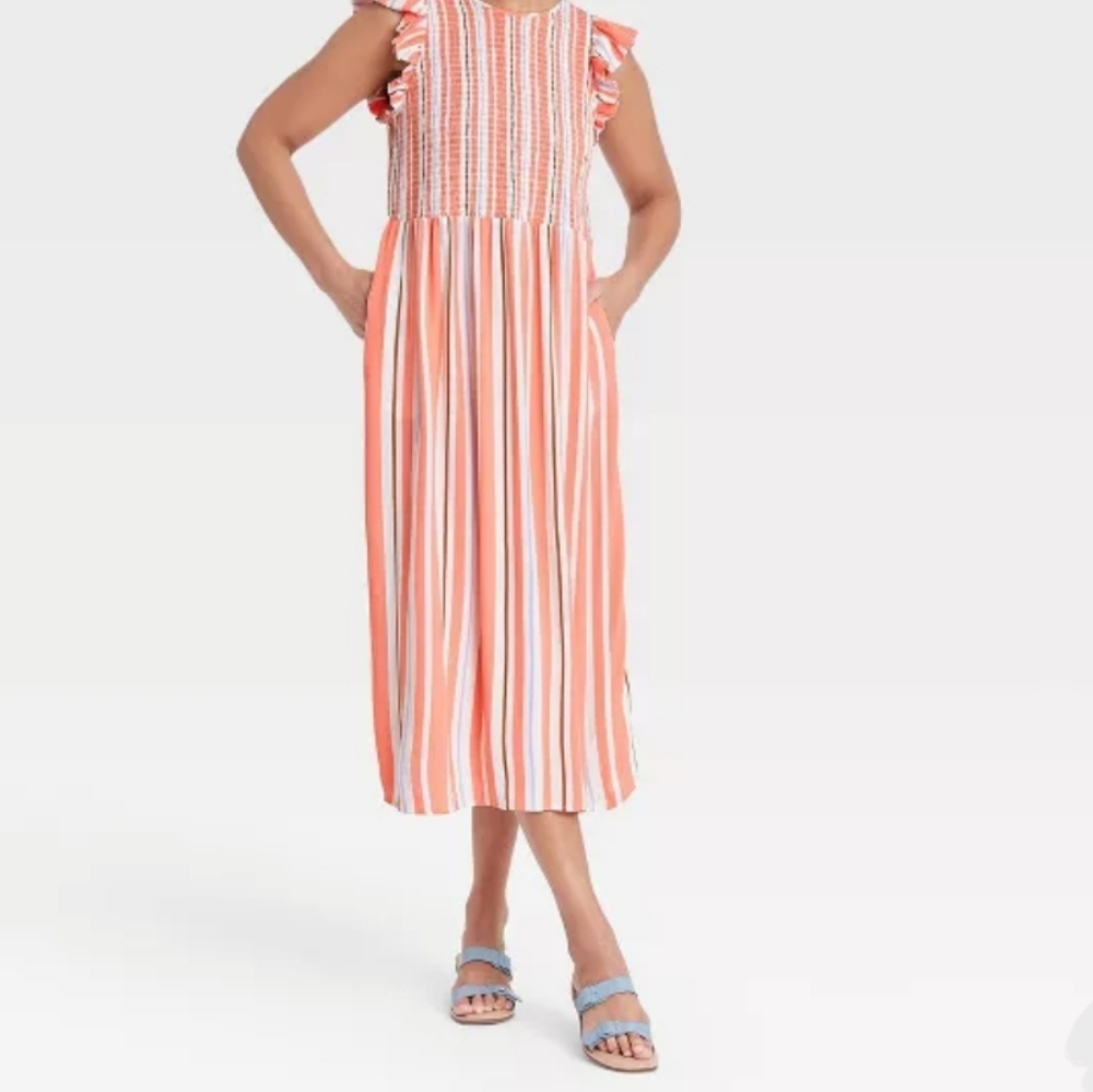 Sleeveless Smocked Dress W/ POCKETS A New Day Size M